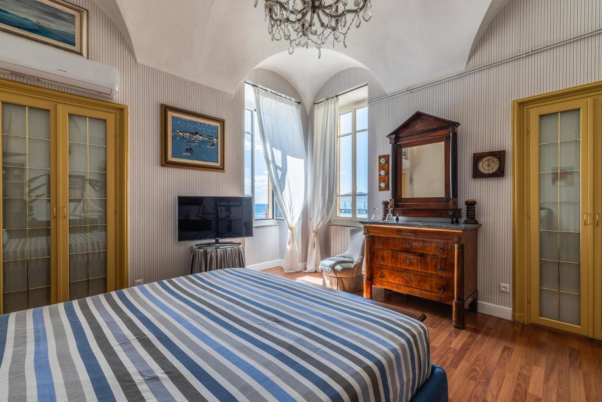 Casa D'Artista B&B Di Charme Alassio Bagian luar foto