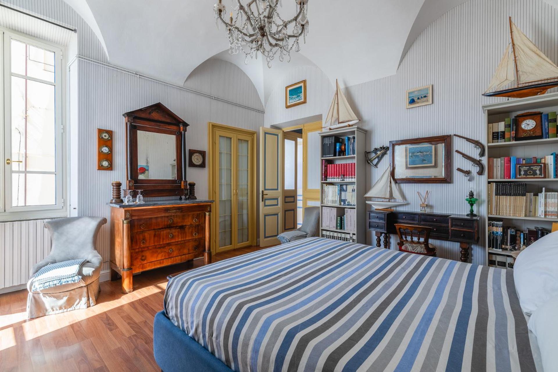 Casa D'Artista B&B Di Charme Alassio Bagian luar foto